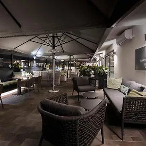 Hotel 77 Seventy-seven - Maison D'art Collection, Roma