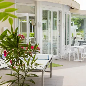 https://hotel-pacific-cattolica.emilia-romagnahotels.net